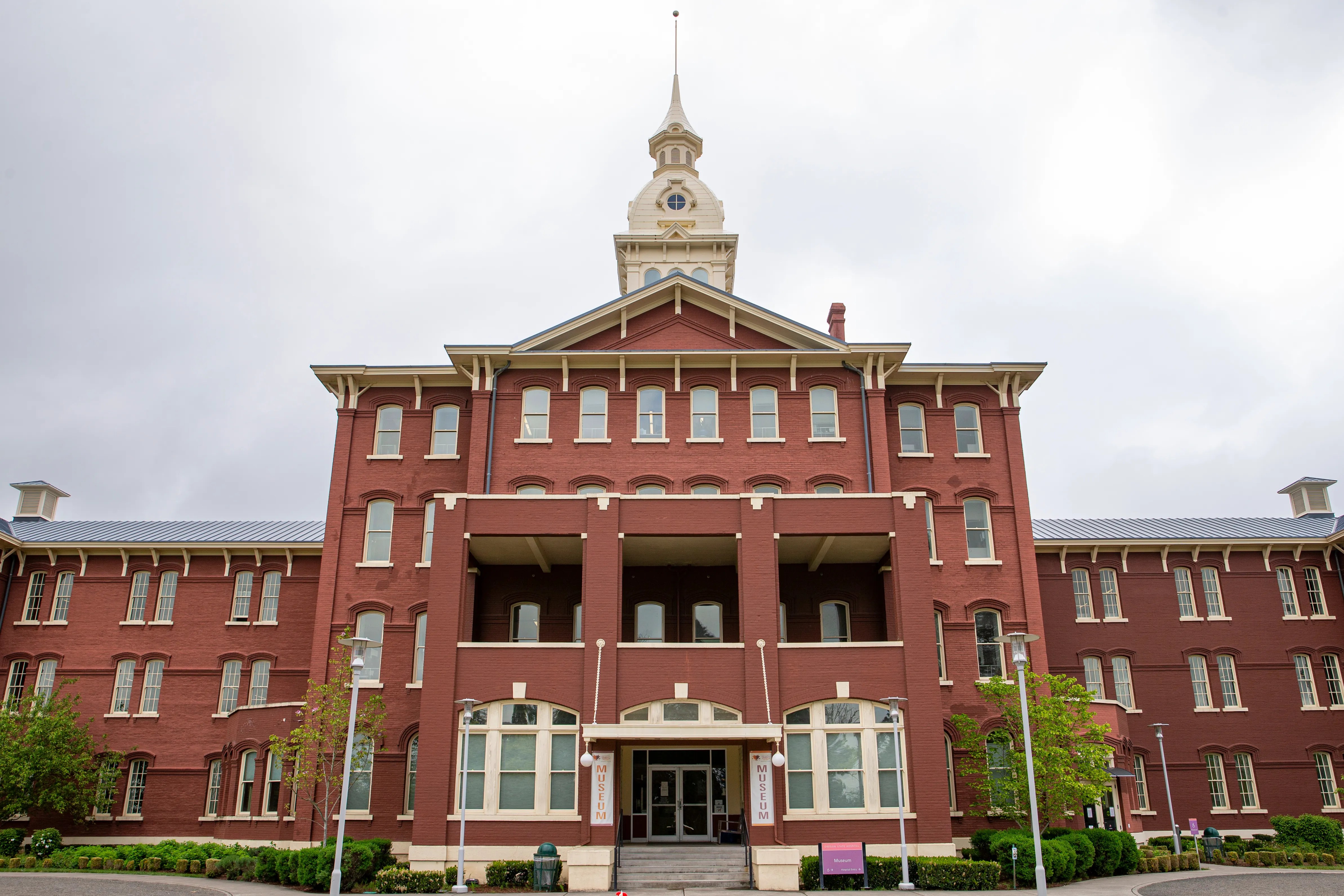 Oregon State Hospital still in contempt of court 1 year later